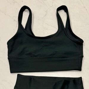 TnaGLOSS Longline Sports Bra - Dark Green